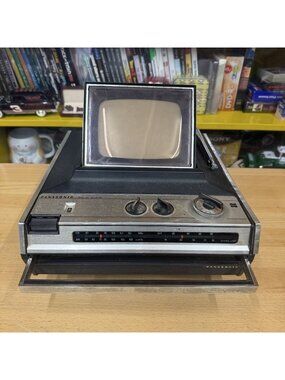 Panasonic TR-425RC Portable Pop-up Crt Television Radio Black For Parts 1970s